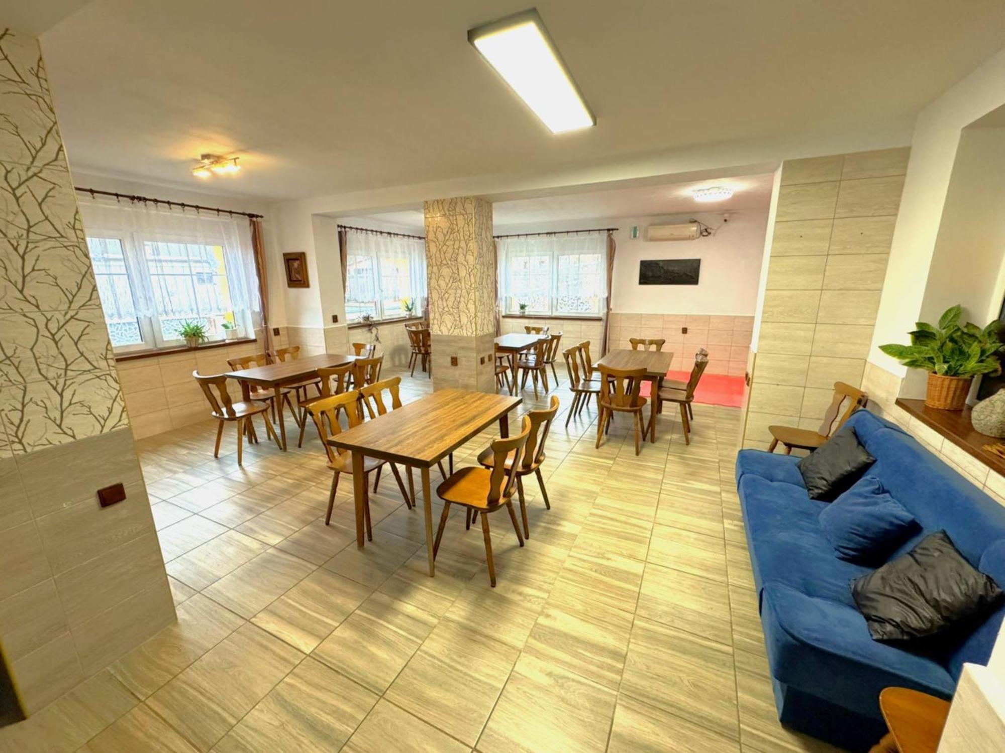 Maxovo Kralovstvi Appartement Rovensko pod Troskami Buitenkant foto